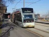 Aarhus Stadtbahn Linie L1 mit Niederflurgelenkwagen 2107-2207 am Østbanetorvet (2022)