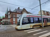 Aarhus Stadtbahn Linie L2 mit Niederflurgelenkwagen 2108-2208 auf Skolebakken (2023)