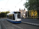 Amsterdam Straßenbahnlinie 14 mit Niederflurgelenkwagen 2115 auf Alexanderplein (2009)