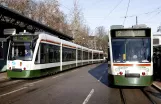 Augsburg Straßenbahnlinie 2 mit Niederflurgelenkwagen 842 am Königsplatz (2010)