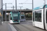 Barcelona Straßenbahnlinie T4 mit Niederflurgelenkwagen 18 auf Plaça de les Glòries Catalanes (2012)