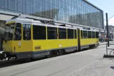 Berlin Schnelllinie M4 mit Gelenkwagen 7053 am S+U Alexanderplatz/Gontardstraße (2011)