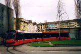 Bern Straßenbahnlinie 3 mit Niederflurgelenkwagen 758 am Weissenbühl (2006)