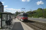 Bratislava Straßenbahnlinie 12 mit Triebwagen 7785 am Botanická záhrada (2008)