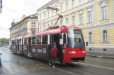 Bratislava Straßenbahnlinie 14 mit Gelenkwagen 7112 am Nám. Ľ. Štúra (2008)