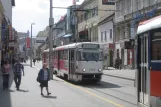 Bratislava Straßenbahnlinie 9 mit Triebwagen 7793 auf Župné námestie (2008)