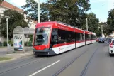 Braunschweig Straßenbahnlinie 2 mit Niederflurgelenkwagen 1461 am Nibelungenplatz (2016)