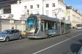 Brüssel Niederflurgelenkwagen 2009 auf Place des Palais (2012)