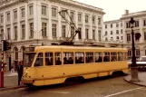 Brüssel Straßenbahnlinie 8 mit Triebwagen 7053 auf Koningsplein / Place Royale (1981)