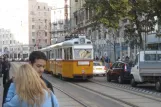 Budapest Straßenbahnlinie 49 mit Triebwagen 3396 auf Károly kötút (2006)