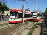 Danzig Straßenbahnlinie 12 mit Gelenkwagen 1006 "Leopold von Winter" am Hucisko (2024)