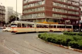 Düsseldorf Straßenbahnlinie 705 mit Gelenkwagen 2412 nahe bei Hauptbahnhof (1981)