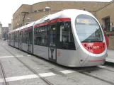 Florenz Straßenbahnlinie T1 mit Niederflurgelenkwagen 1012 am Alamanni - Stazione (2010)