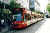 Freiburg im Breisgau Straßenbahnlinie 1 mit Niederflurgelenkwagen 276 am Stadttheater (2003)