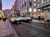 Genf Straßenbahnlinie 12 mit Gelenkwagen 826 am Bel-Air (2024)