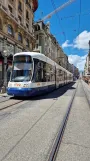 Genf Straßenbahnlinie 17 mit Niederflurgelenkwagen 874nah Molard (2024)