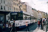 Görlitz Straßenbahnlinie 1 mit Gelenkwagen 301 am Demianiplatz (2004)