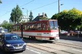 Gotha Straßenbahnlinie 1 mit Gelenkwagen 311 nahe bei Orangerie (2012)