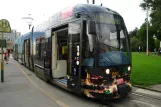 Graz Straßenbahnlinie 1 mit Niederflurgelenkwagen 655 am Hauptbahnhof (Europaplatz) (2010)