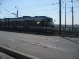 Istanbul Regionallinie T1 mit Niederflurgelenkwagen 706 auf Galata Köprüsü (2008)