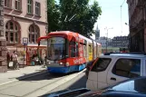 Kattowitz Straßenbahnlinie T6 mit Niederflurgelenkwagen 812 am Sąd (2008)