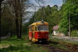 Kiew Straßenbahnlinie 12 mit Triebwagen 5933nah 9-A Liniia (2011)