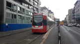 Köln Straßenbahnlinie 7 mit Niederflurgelenkwagen 4520 am Moltkestraße (2018)