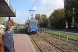 Krakau Straßenbahnlinie 1 mit Triebwagen 876 auf Aleja Jana Pawła II (2011)