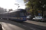 Krakau Straßenbahnlinie 19 mit Gelenkwagen 3061nah Stradom (2011)