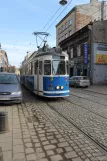 Krakau Straßenbahnlinie 2 mit Gelenkwagen 196 auf Zwierzyniecka (2011)