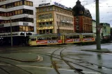 Krefeld Straßenbahnlinie 044  in der Kreuzung Ostwall/Am Hauptbahnhof (1988)