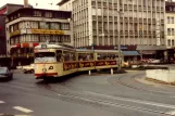 Krefeld Straßenbahnlinie 044 mit Gelenkwagen 822nah Hauptbahnhof (1981)