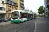 Ludwigshafen am Rhein Straßenbahnlinie 10 mit Niederflurgelenkwagen 2220 am Friesenheim Mitte (2014)