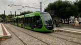 Lund Straßenbahnlinie 1 mit Niederflurgelenkwagen 06 (Saxo Grammaticus) am Lund C (2023)