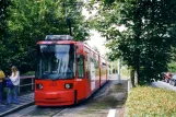 Mainz Straßenbahnlinie 51 mit Niederflurgelenkwagen 212 am Poststr. / Finthen (2003)