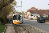 Mainz Straßenbahnlinie 52 mit Niederflurgelenkwagen 208 am Bahnstraße (2009)