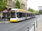 Mainz Straßenbahnlinie 53 mit Niederflurgelenkwagen 227 am Münsterplatz (2024)