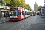 Mannheim Straßenbahnlinie 6 mit Niederflurgelenkwagen 209 am Wasserturm (2009)