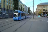 München Straßenbahnlinie 19 mit Niederflurgelenkwagen 2207nah Hauptbahnhof (Süd) (2012)