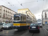 Neapel Straßenbahnlinie 2 mit Triebwagen 1022 auf Corso Giuseppe Garibaldi (2014)