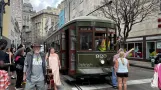 New Orleans Linie 12 St. Charles Streetcar mit Triebwagen 920 am Canal / Carondelet (2024)