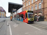 Nordhausen Straßenbahnlinie 1 mit Niederflurgelenkwagen 201 am Bahnhofsplatz (2017)