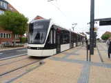 Odense Letbane mit Niederflurgelenkwagen 15 "Symfonien" am Bolbro (2022)