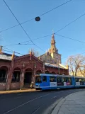 Oslo Straßenbahnlinie 19 mit Gelenkwagen 126 auf Kirkeristen (2023)