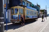 Porto Straßenbahnlinie 1 mit Triebwagen 216 am Passeio Alegre (2016)