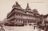 Postkarte: 41 - Lyon - Palais du Commerce (1920)