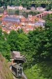 Postkarte: Heidelberg Bergbahn mit Triebwagen Molkenbahn 2 nahe bei Schloss (2004)