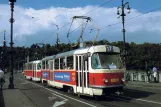 Postkarte: Prag Straßenbahnlinie 17 mit Triebwagen 6826 auf Čechův most (1996)