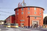 Postkarte: Trondheim Straßenbahnlinie 3 mit Triebwagen 14 vor Studentersamfundet (1961)