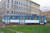 Riga Straßenbahnlinie 2 mit Triebwagen 30133 auf 13.janvāra iela (2012)